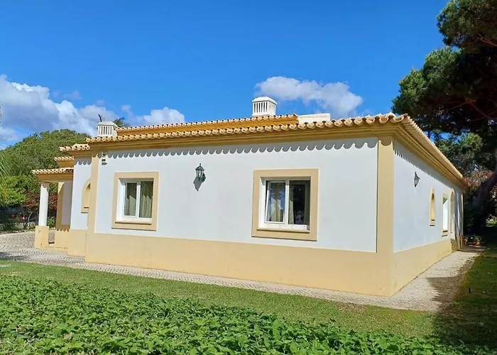 The Pinewood Villa